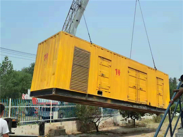 营山300KW柴油发电机组油耗是多少？