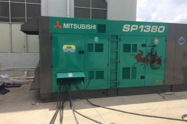 营山为什么有些柴油发电机组的输出电压可以调节？