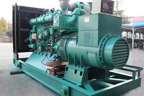 营山工厂发电机应急发电中如何优化燃油储备管理？