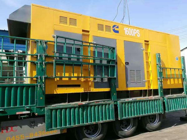 营山测量水冷式机油散热器密封件尺寸时的注意事项有哪些？